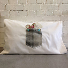 keep me close - secret pocket pillowcase